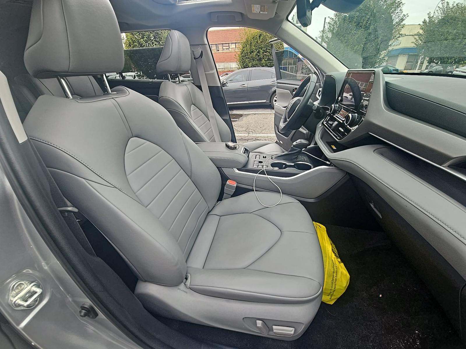 2023 Toyota Highlander XLE AWD