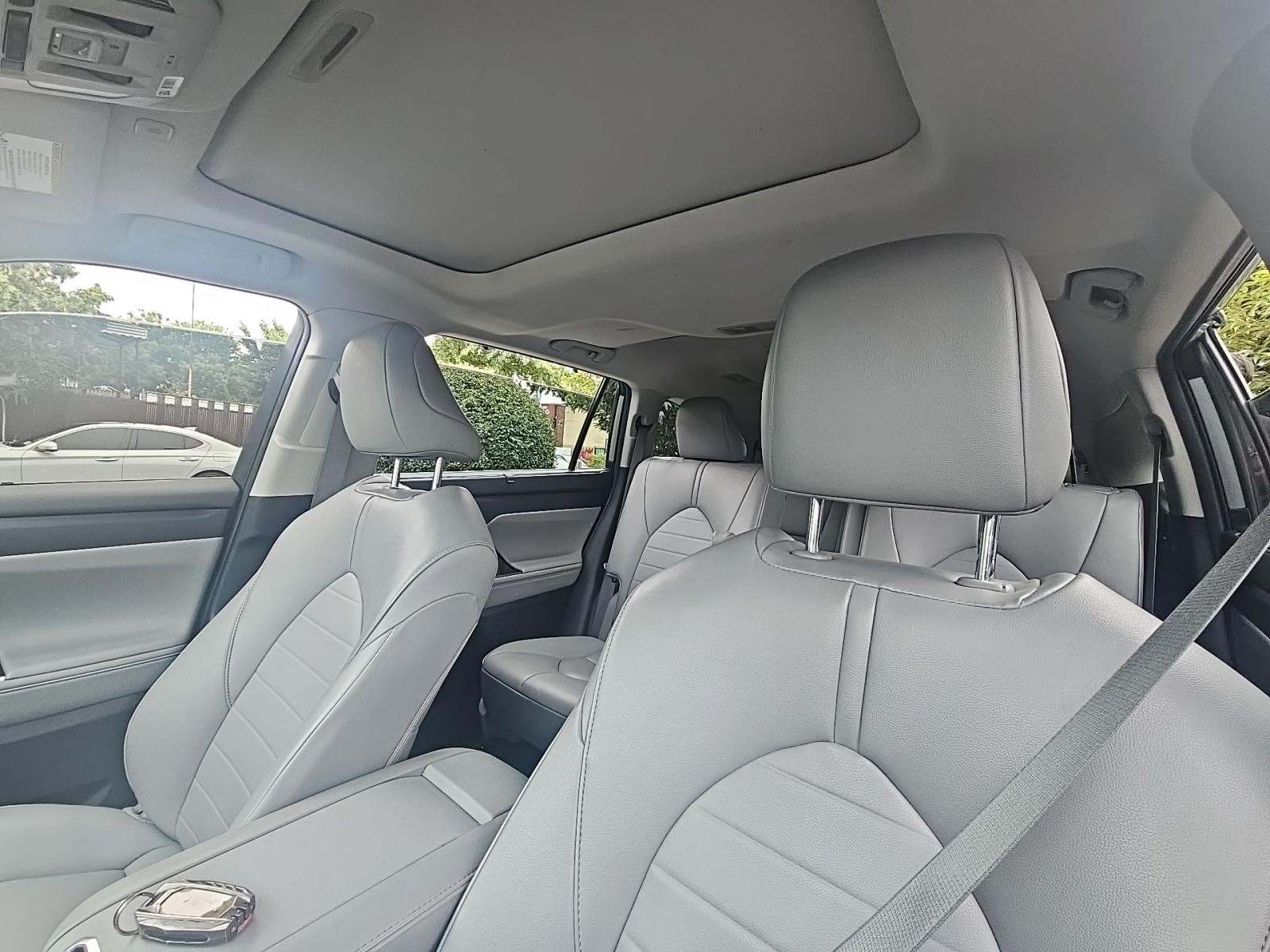 2023 Toyota Highlander XLE AWD