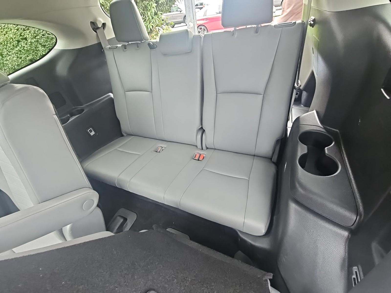 2023 Toyota Highlander XLE AWD