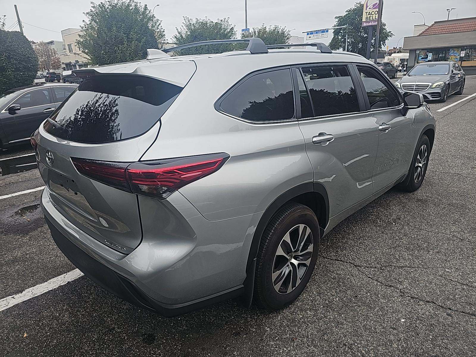 2023 Toyota Highlander XLE AWD