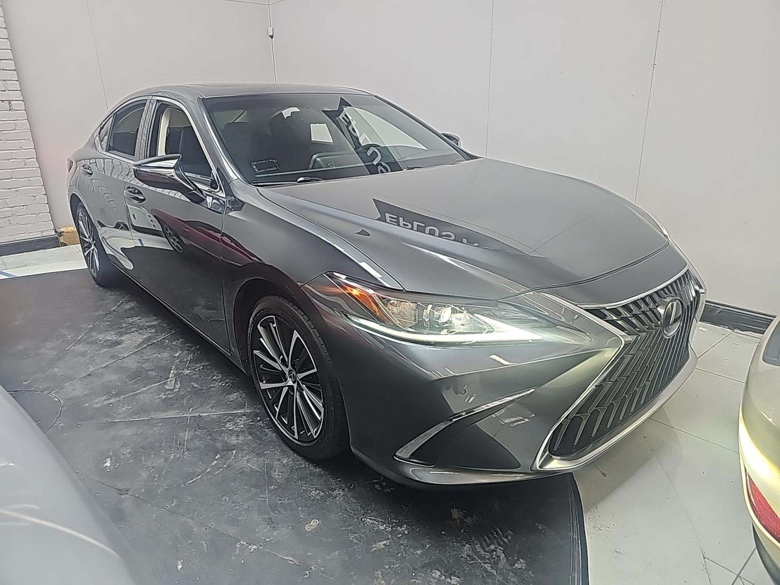 2022 Lexus ES 350