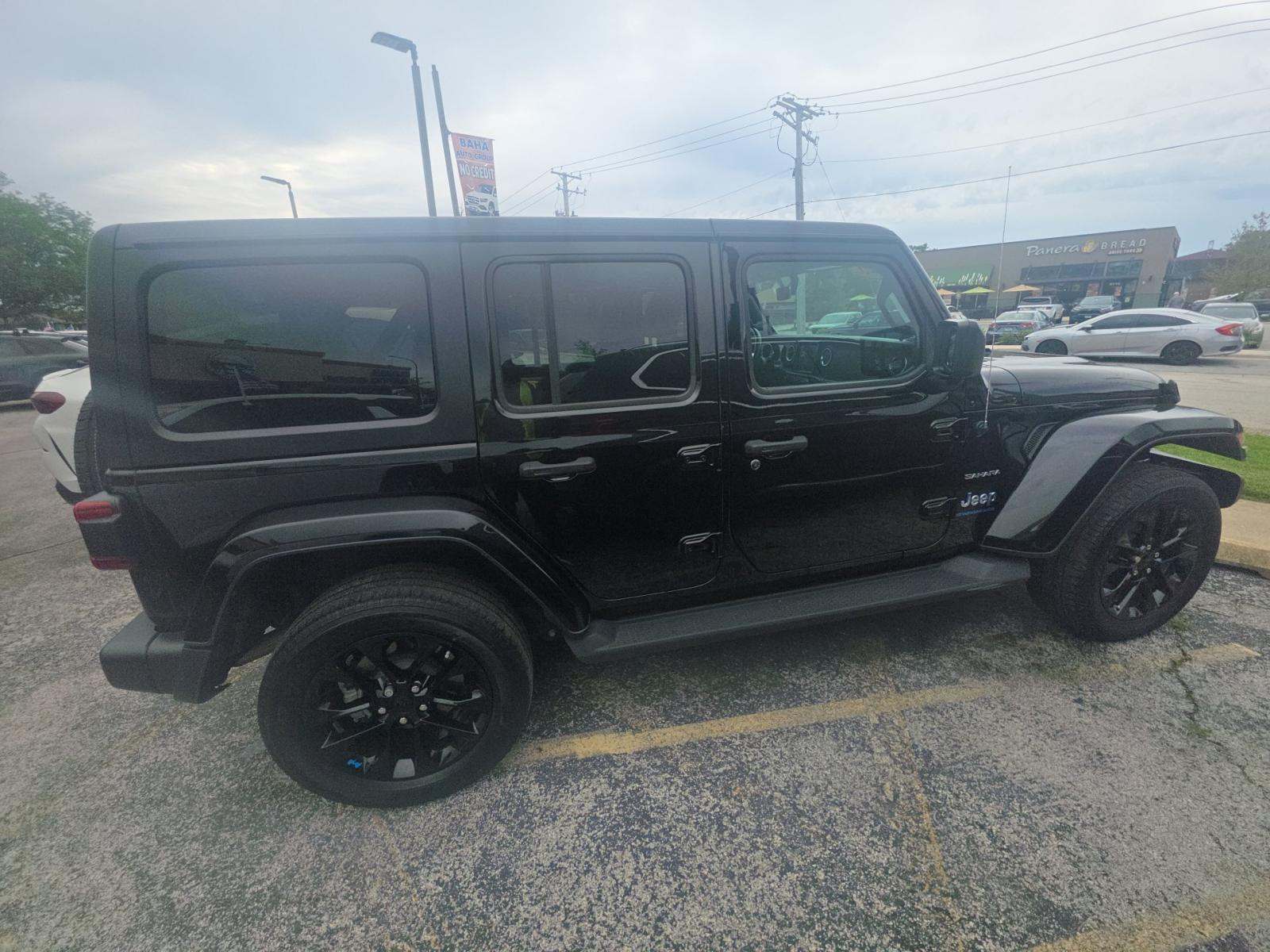 2023 Jeep Wrangler 4xe Sahara AWD