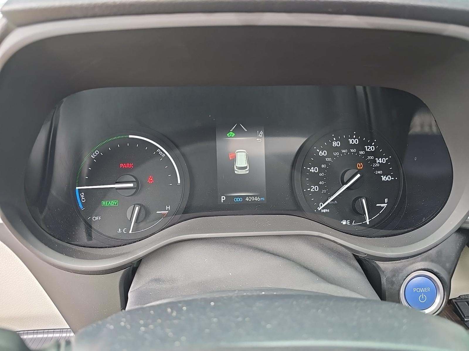 2022 Toyota Sienna XLE FWD