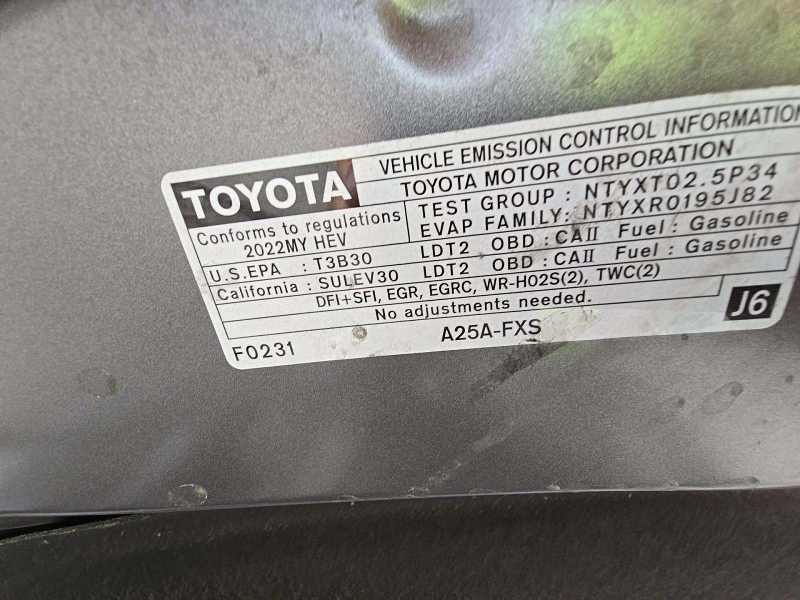 2022 Toyota Sienna XLE FWD