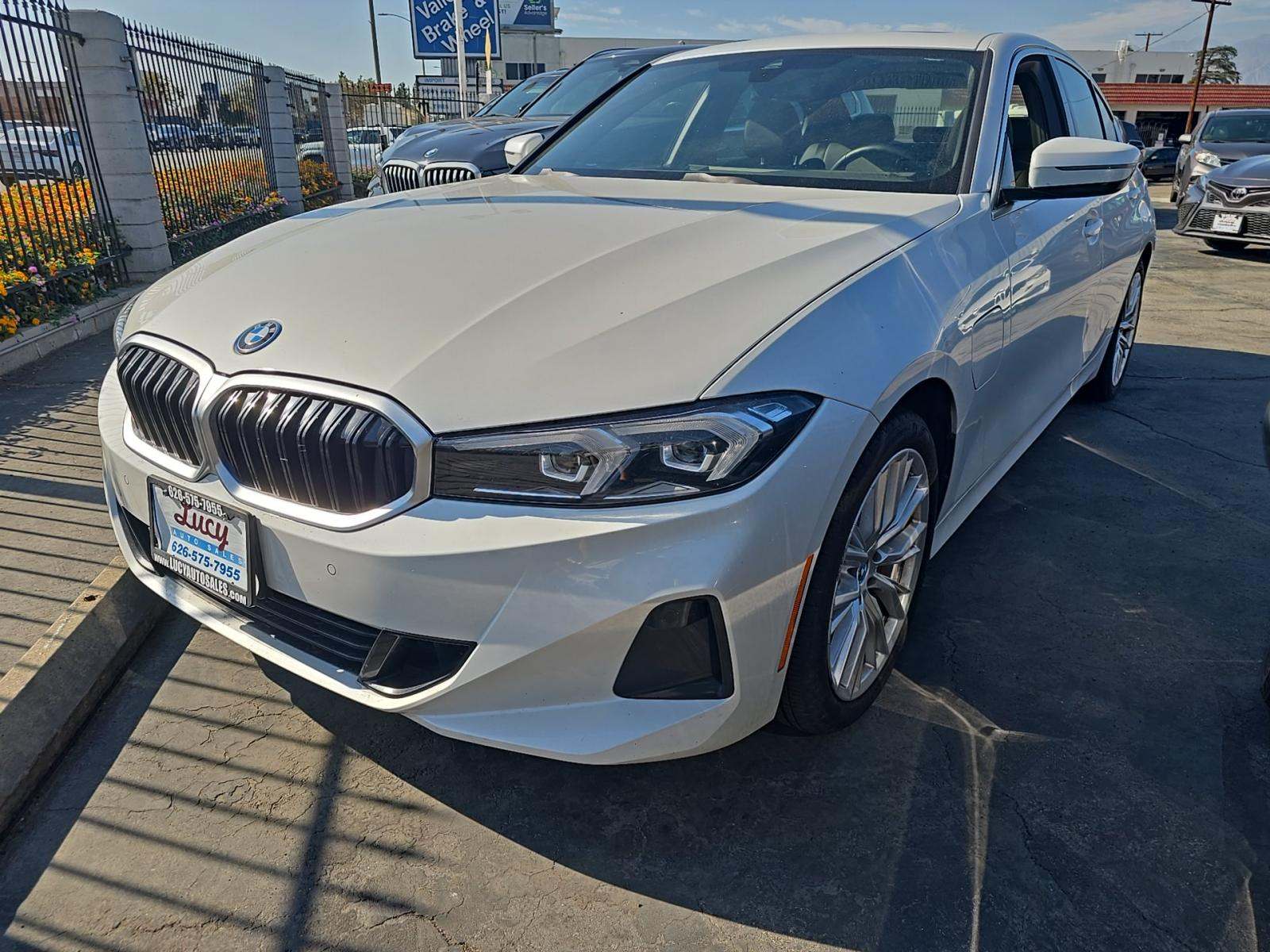 2024 BMW 3 Series 330e RWD