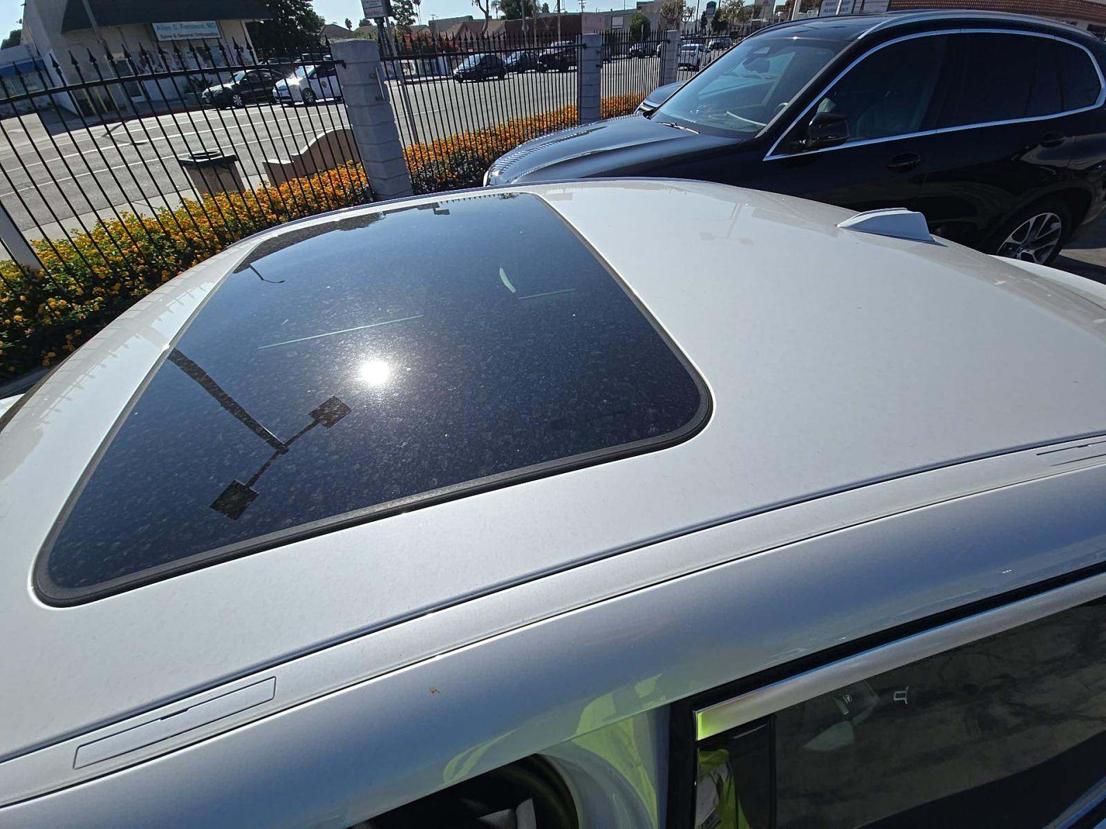 2024 BMW 3 Series 330e RWD