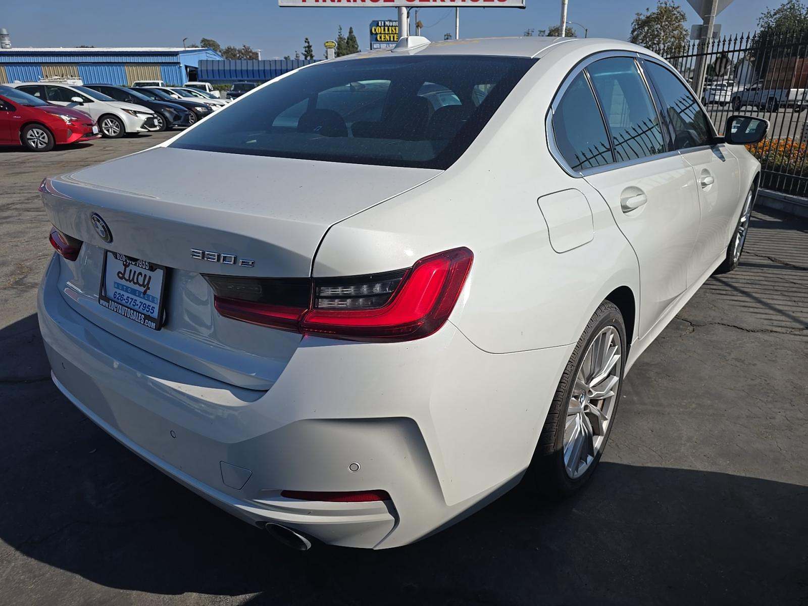 2024 BMW 3 Series 330e RWD