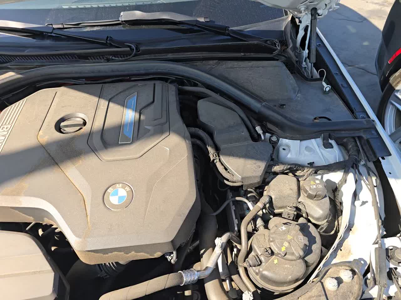 2024 BMW 3 Series 330e RWD