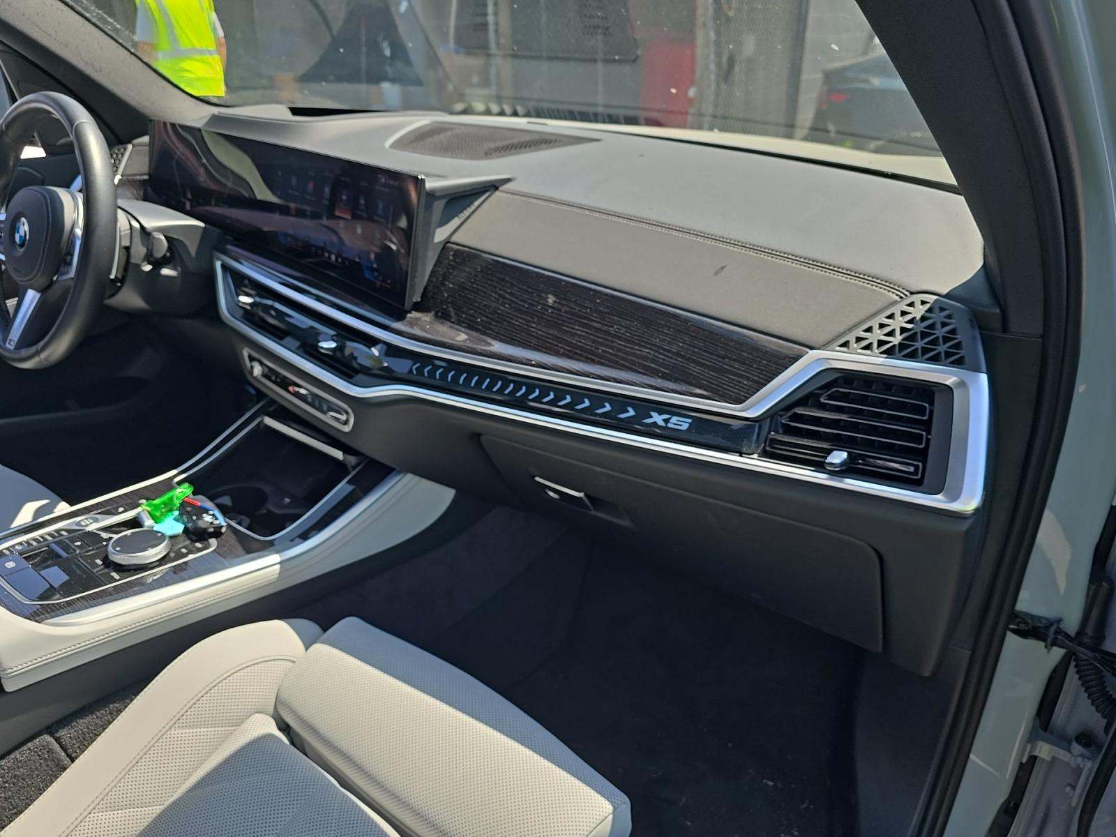 2024 BMW X5 xDrive40i AWD