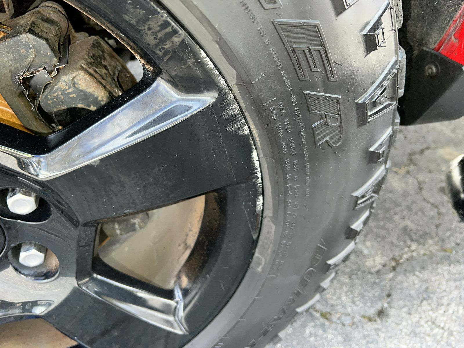 2017 Chevrolet Silverado 1500 Custom AWD