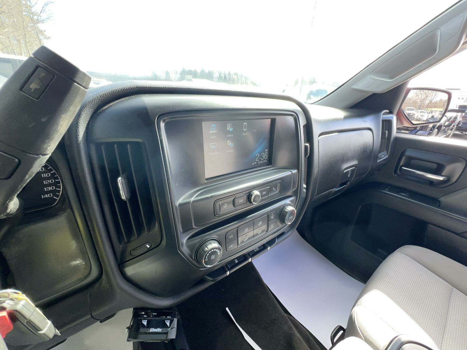 2017 Chevrolet Silverado 1500 Custom AWD