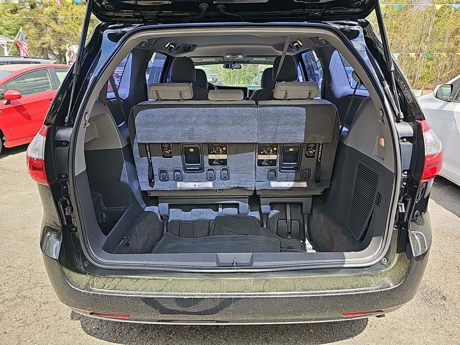 2017 Toyota Sienna L FWD