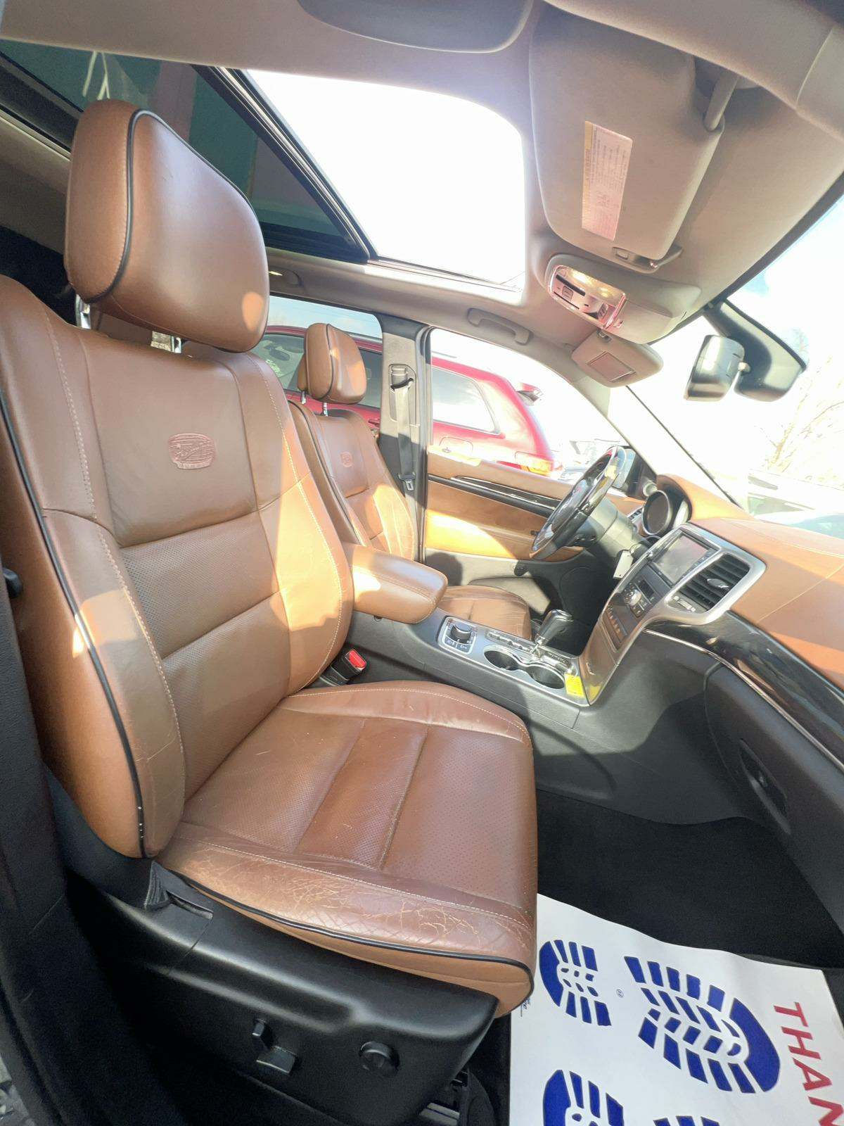 2012 Jeep Grand Cherokee Overland Summit AWD