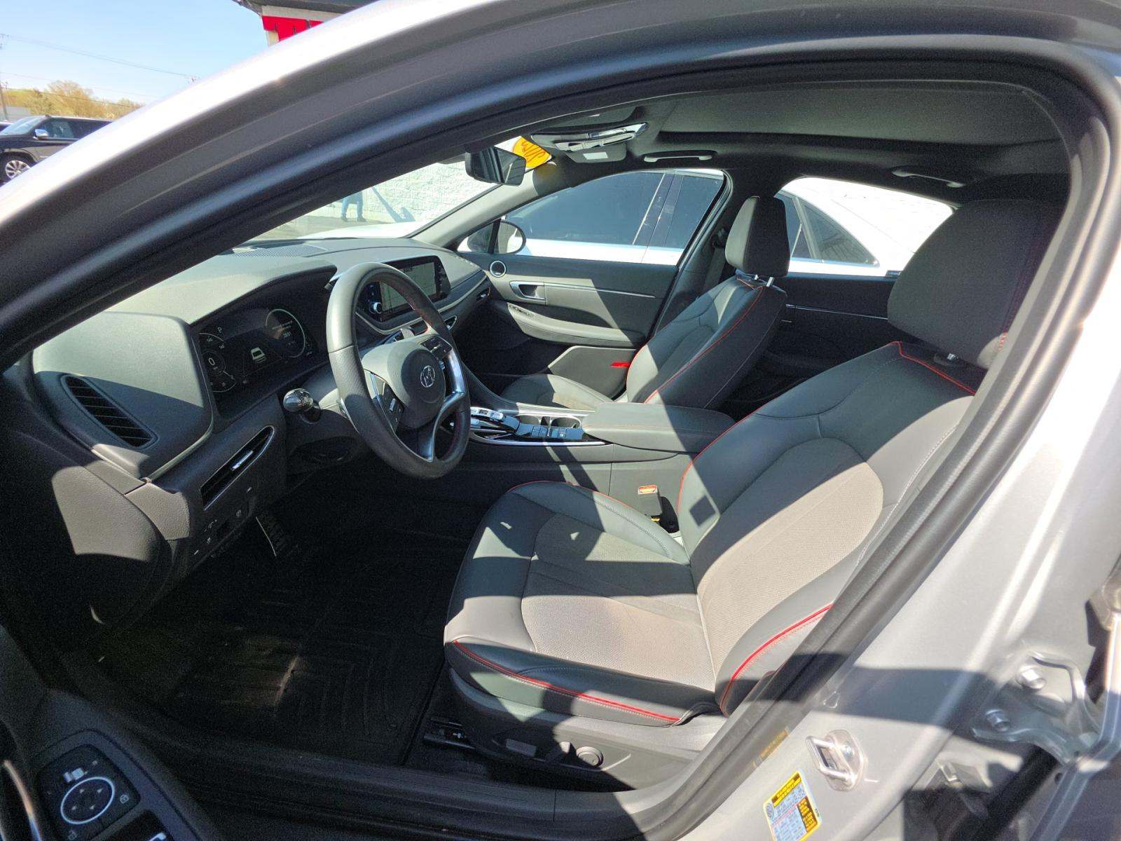 HYUNDAI SEL PLUS - 6