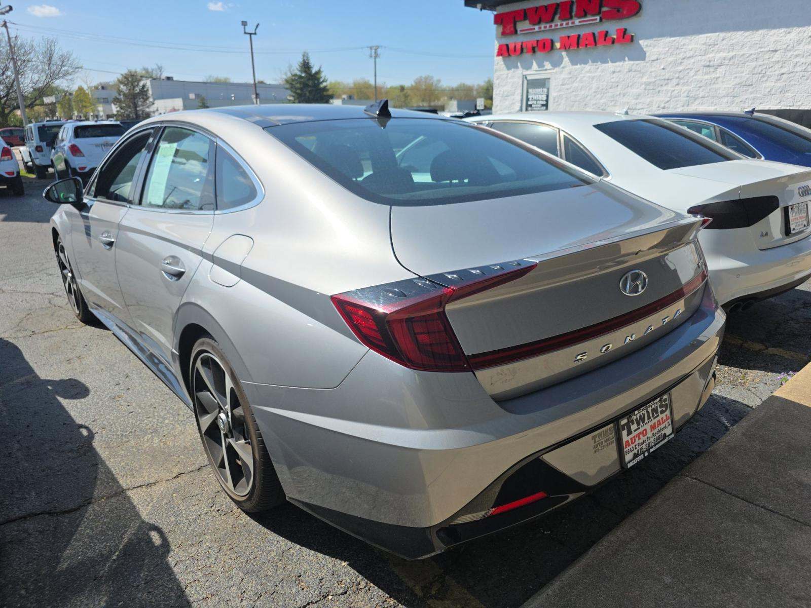 HYUNDAI SEL PLUS - 2