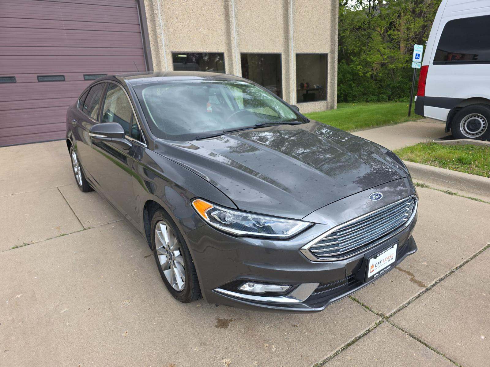 FORD FUSION - 4