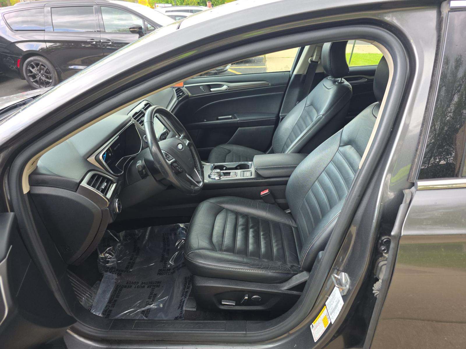 FORD FUSION - 6