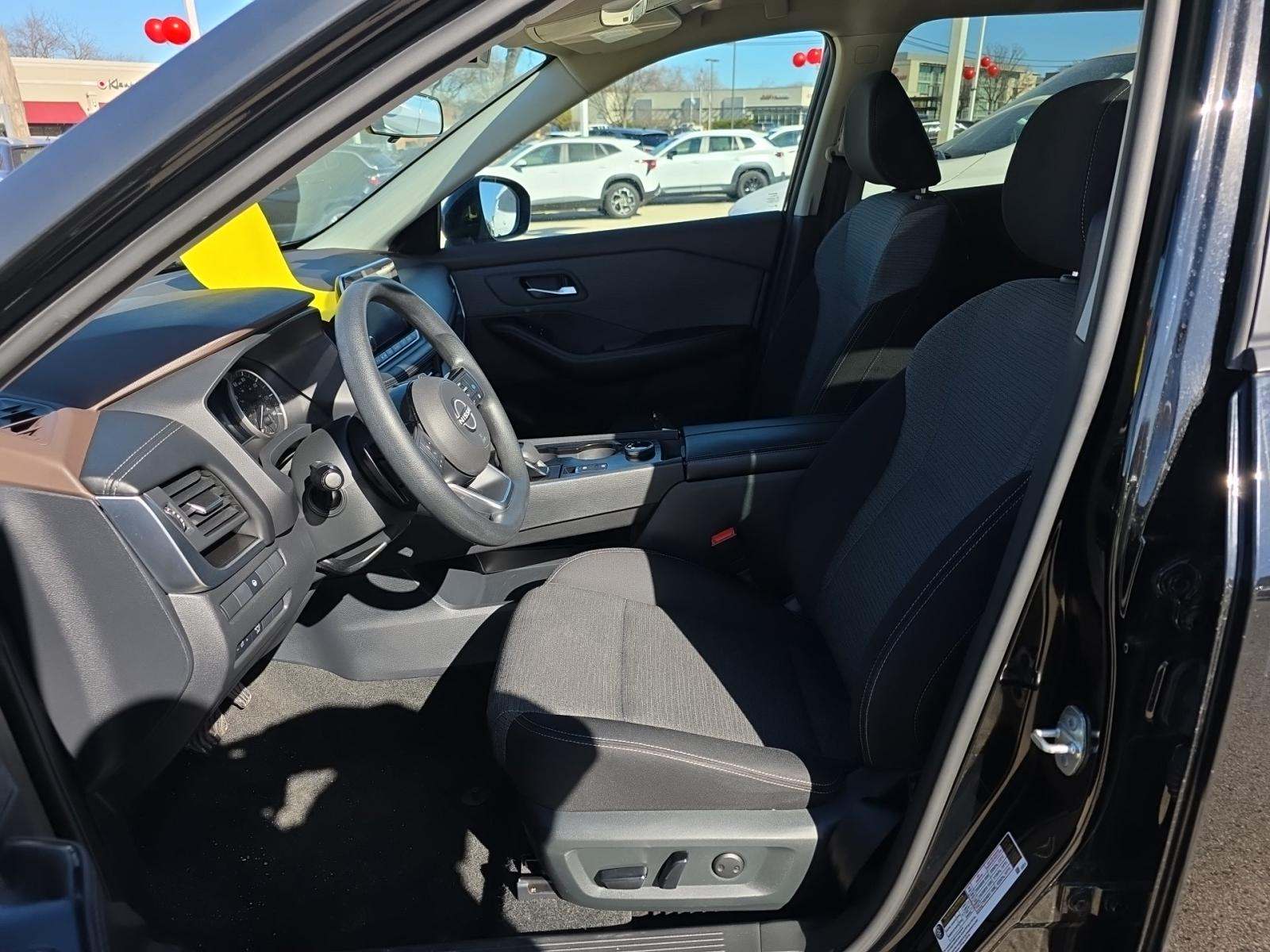 2023 Nissan Rogue SV AWD