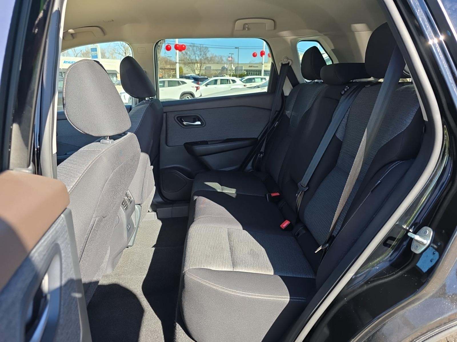 2023 Nissan Rogue SV AWD