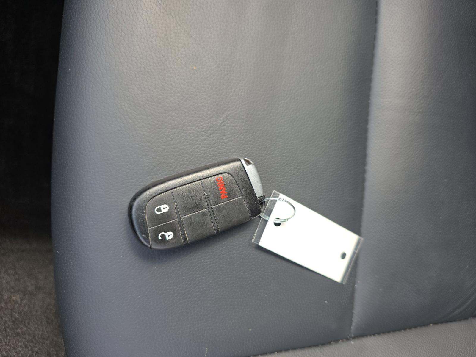 JEEP LAREDO E EDITION - 8