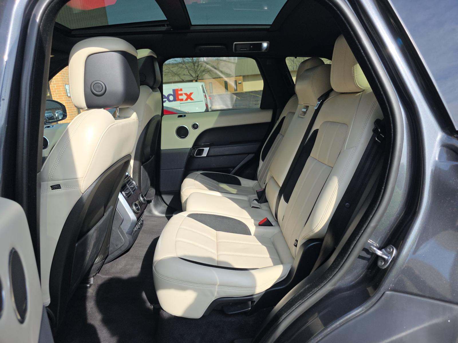 2019 Land Rover Range Rover Sport Supercharged Dynamic AWD
