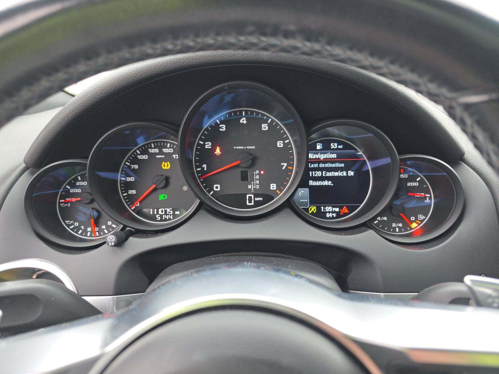 PORSCHE CAYENNE - 9