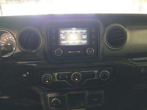 JEEP UNLIMITED SPORT - 10