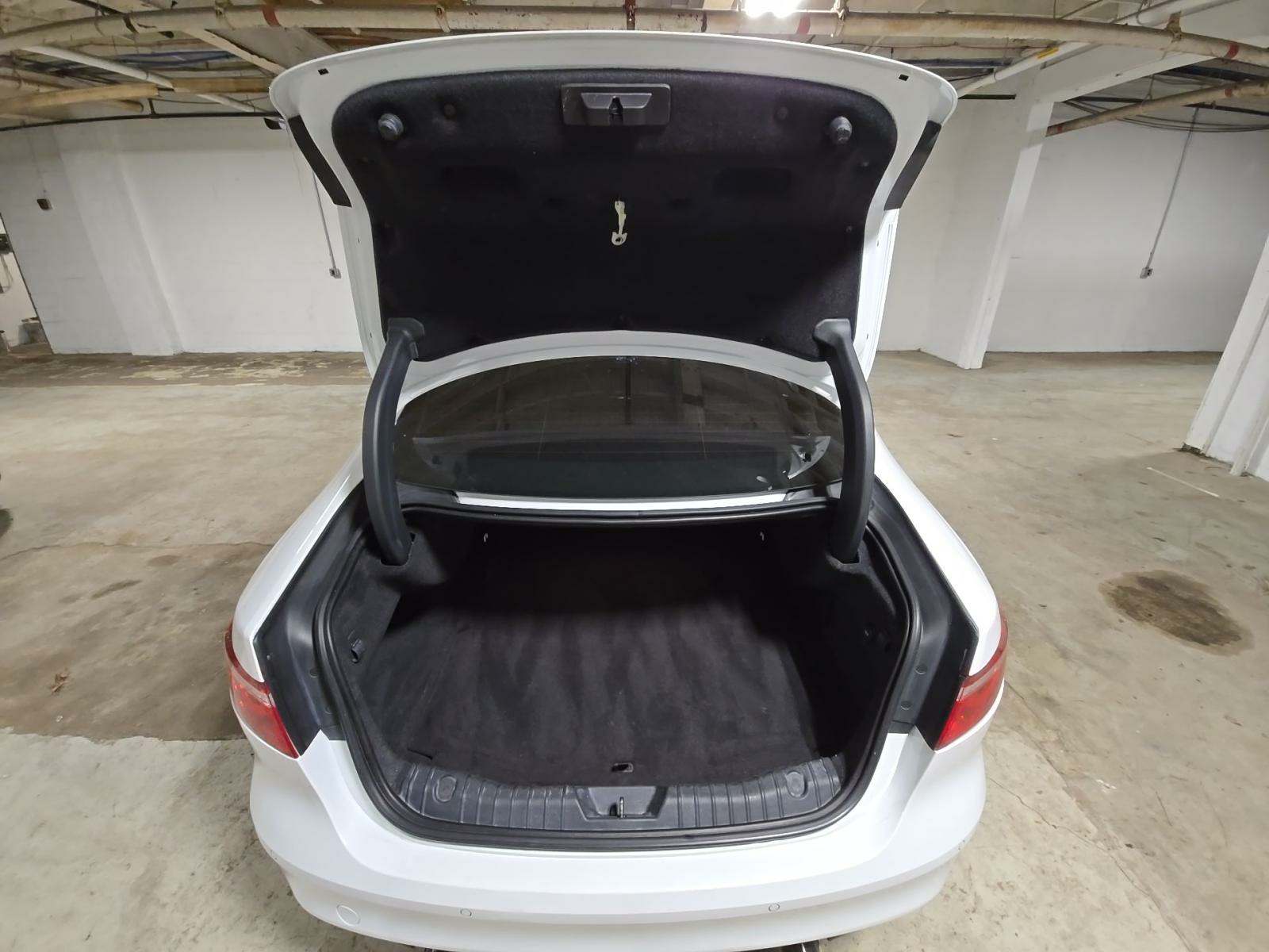 2018 Jaguar XF 25t Premium AWD