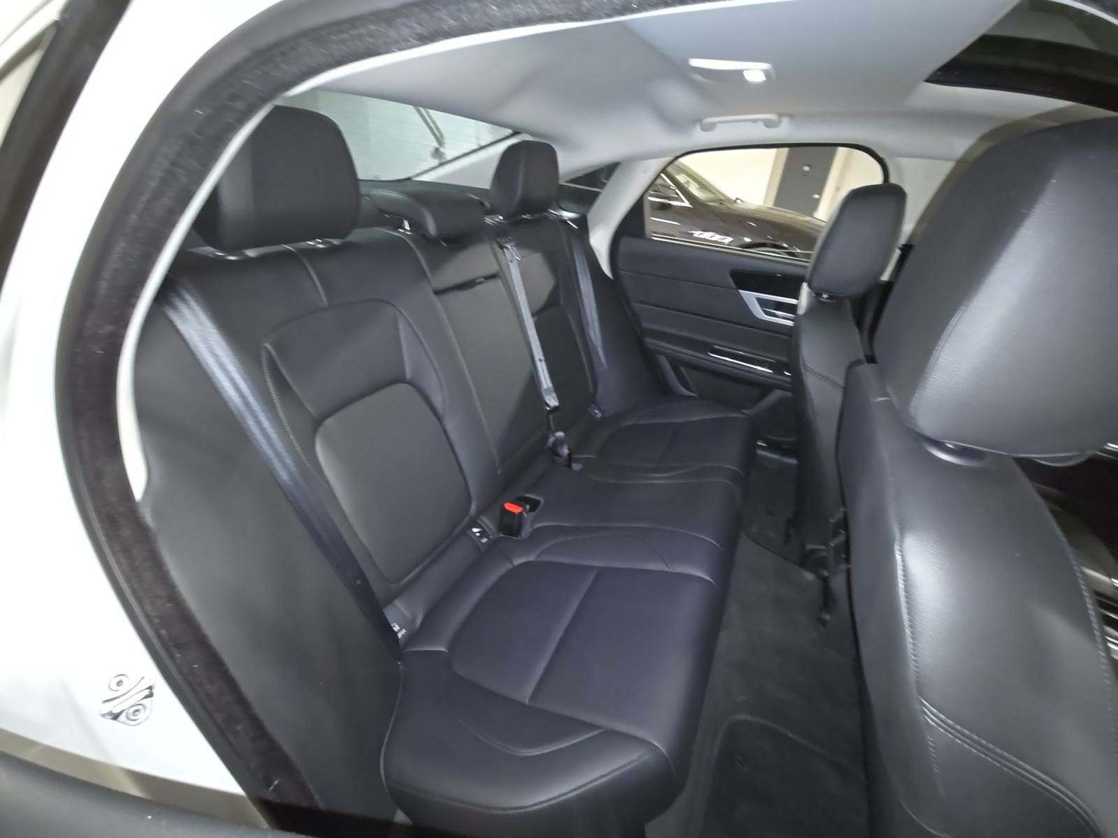 2018 Jaguar XF 25t Premium AWD