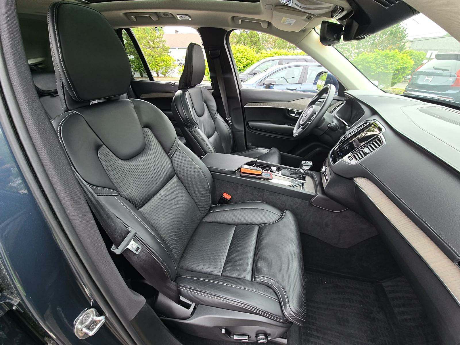 2022 Volvo XC90 T6 Inscription AWD