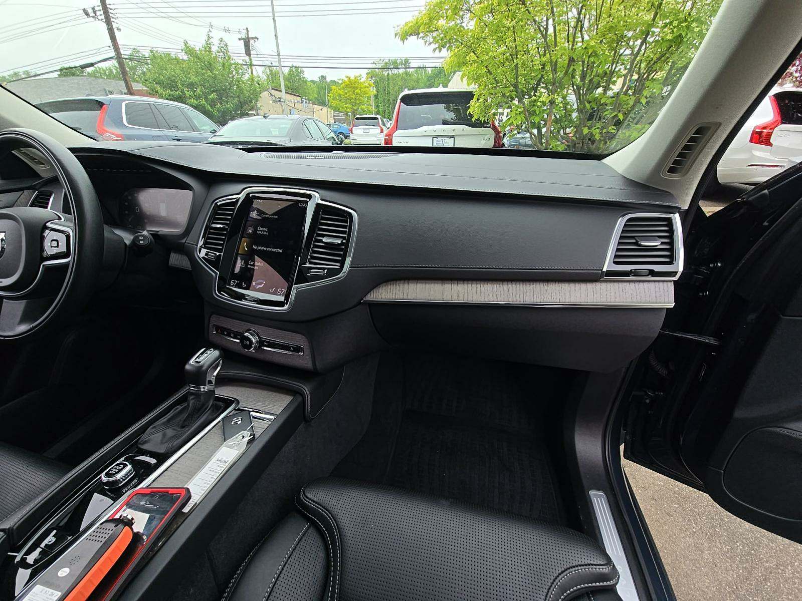 2022 Volvo XC90 T6 Inscription AWD