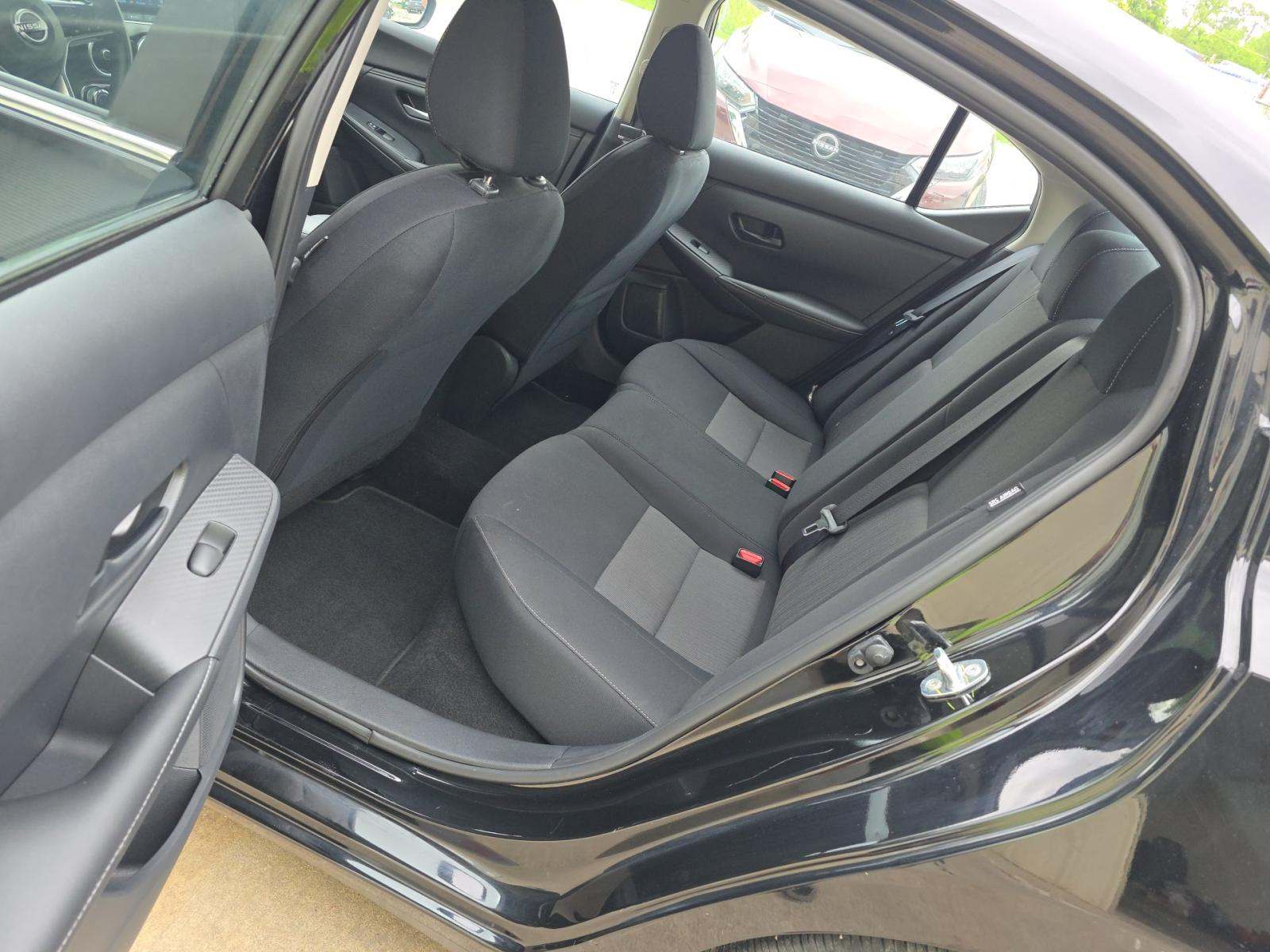 NISSAN SENTRA - 9