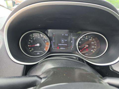 JEEP LATITUDE ALTITUDE EDITION - 9