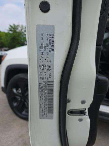 JEEP LATITUDE ALTITUDE EDITION - 5