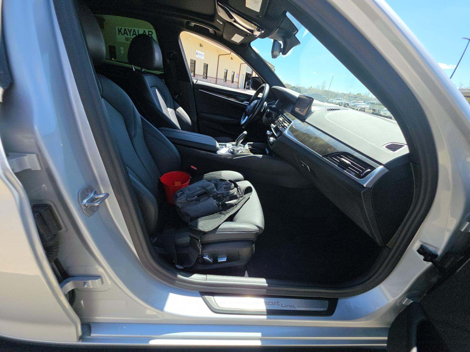 2020 BMW 5 Series 530i RWD