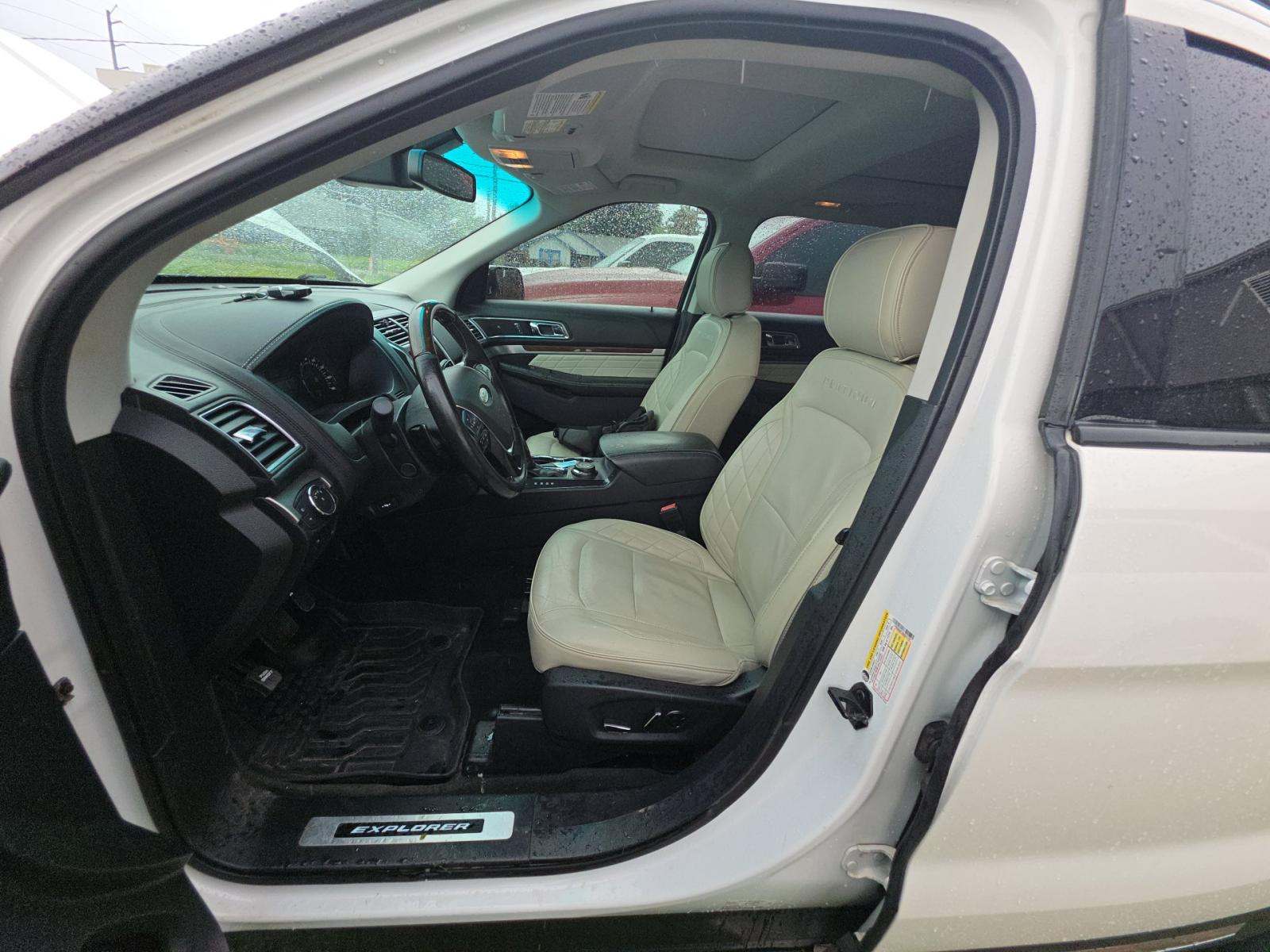 FORD EXPLORER - 6