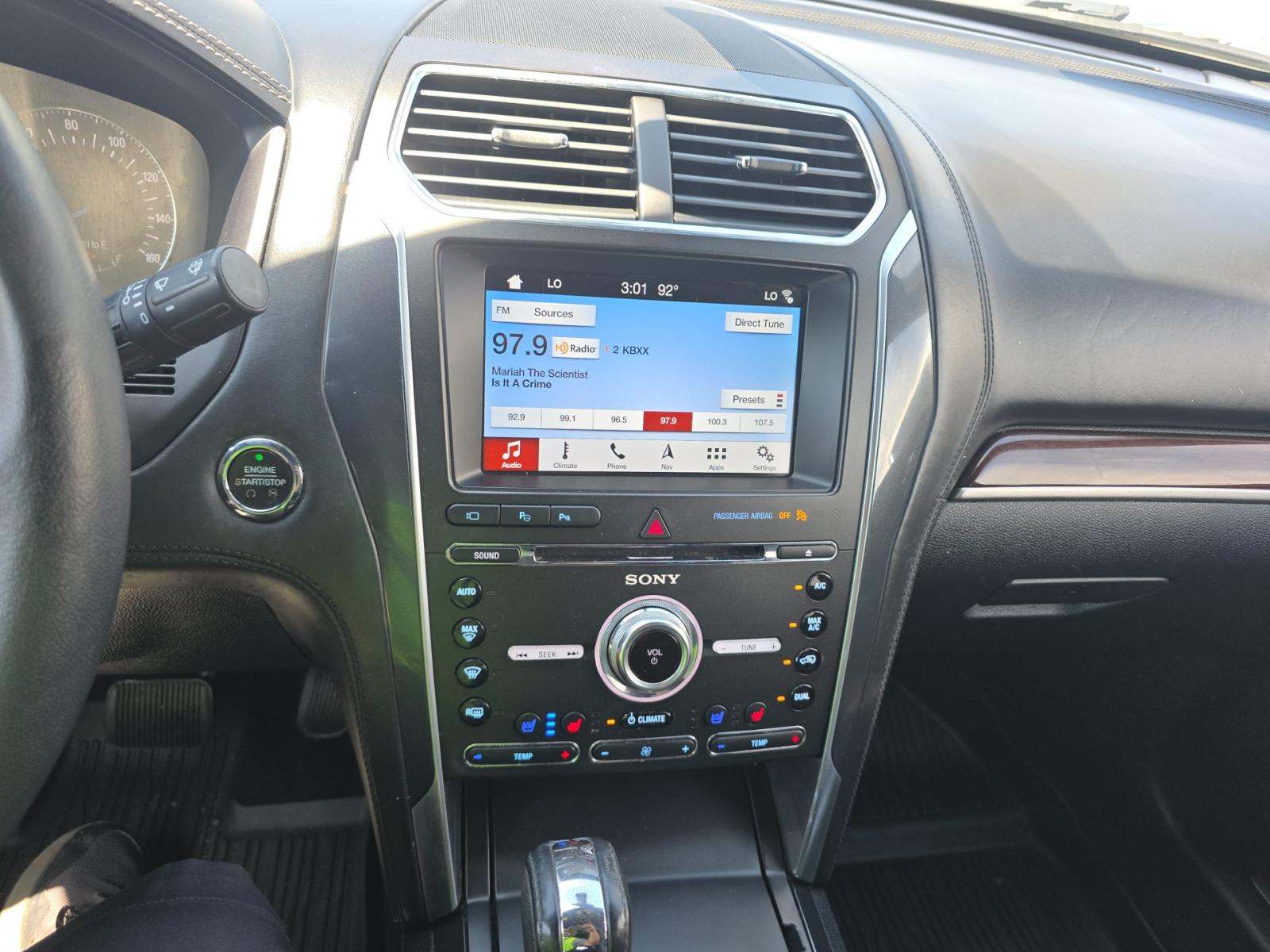 FORD EXPLORER - 10