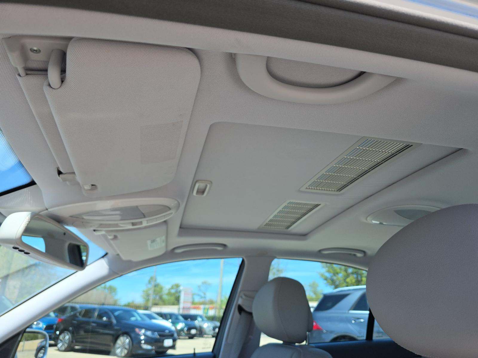 MERCEDES-BENZ E-CLASS - 7