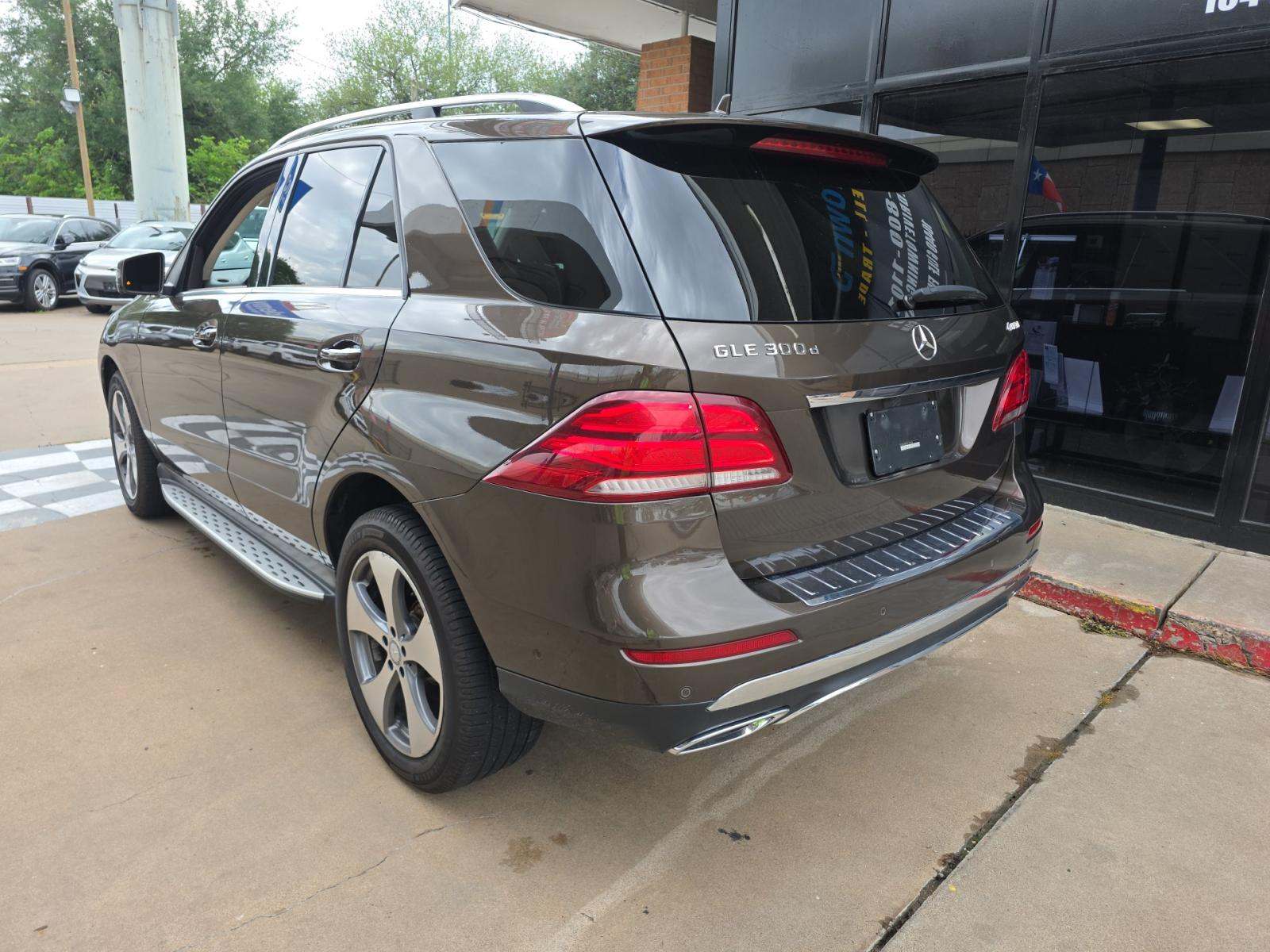 MERCEDES-BENZ GLE - 2