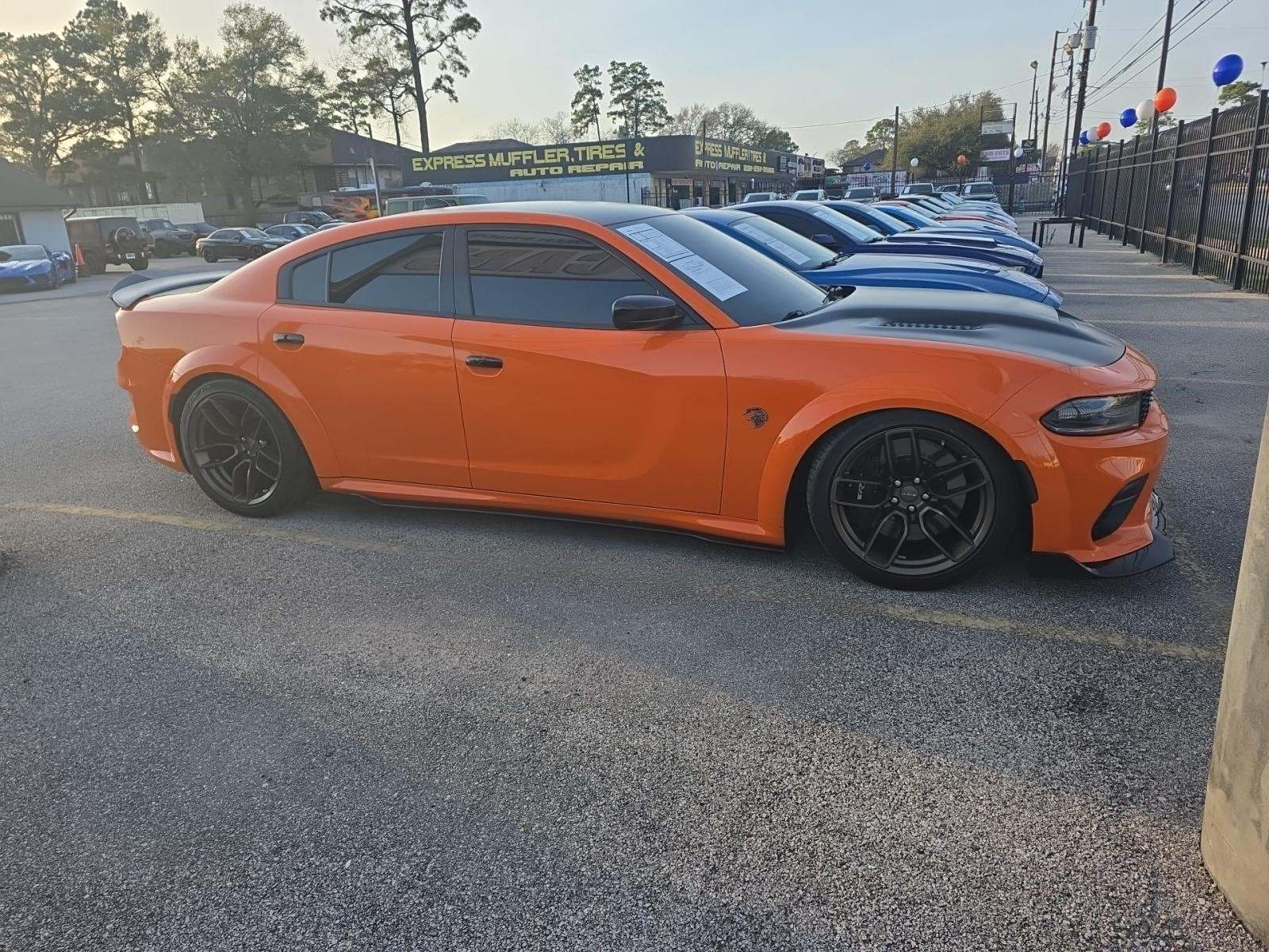 DODGE CHALLENGER - 4