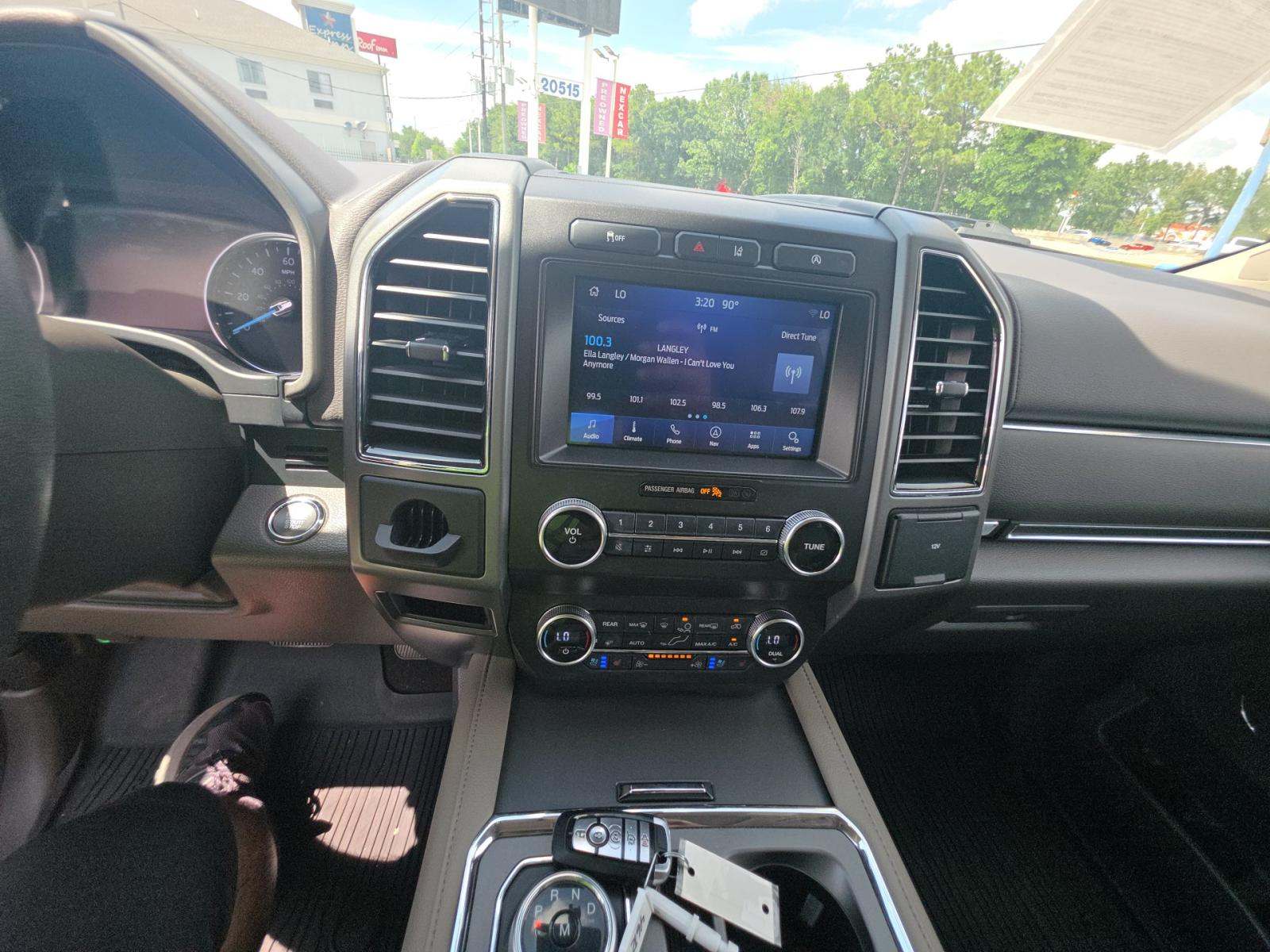 FORD EXPEDITION - 10