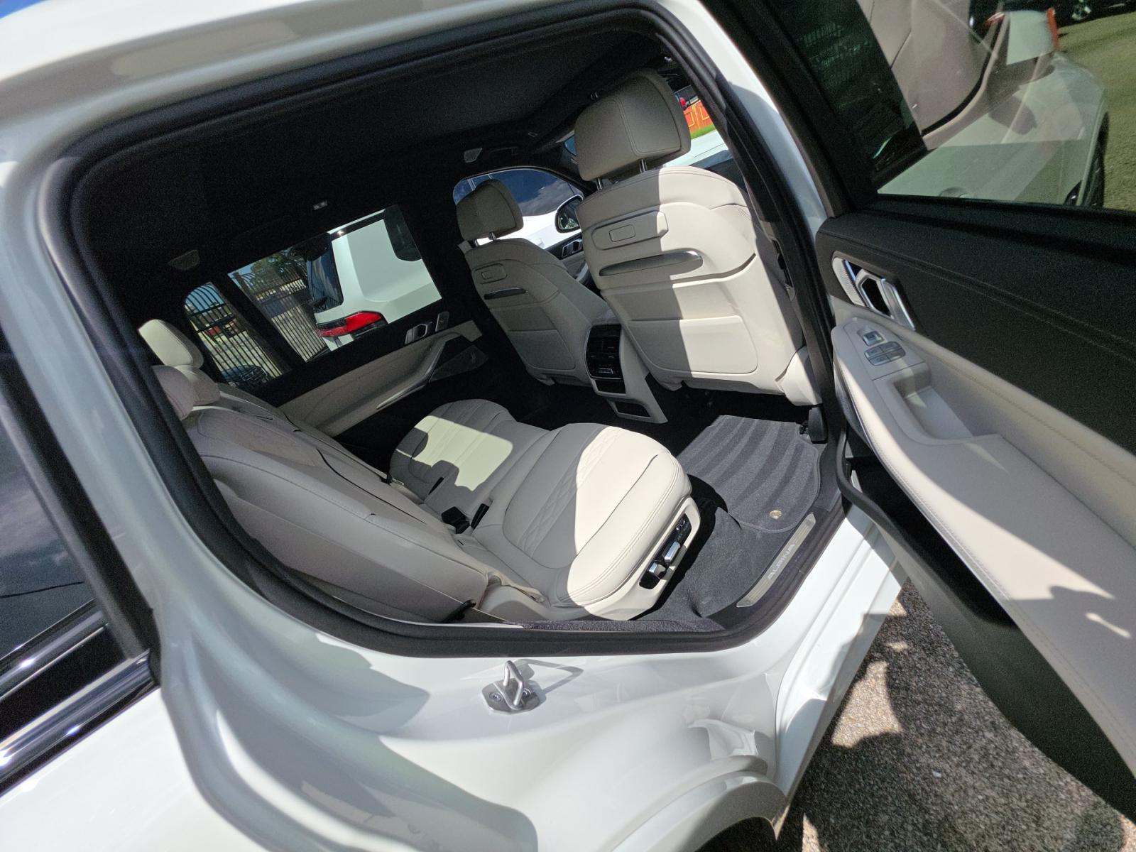 2024 BMW X7 ALPINA XB7 AWD