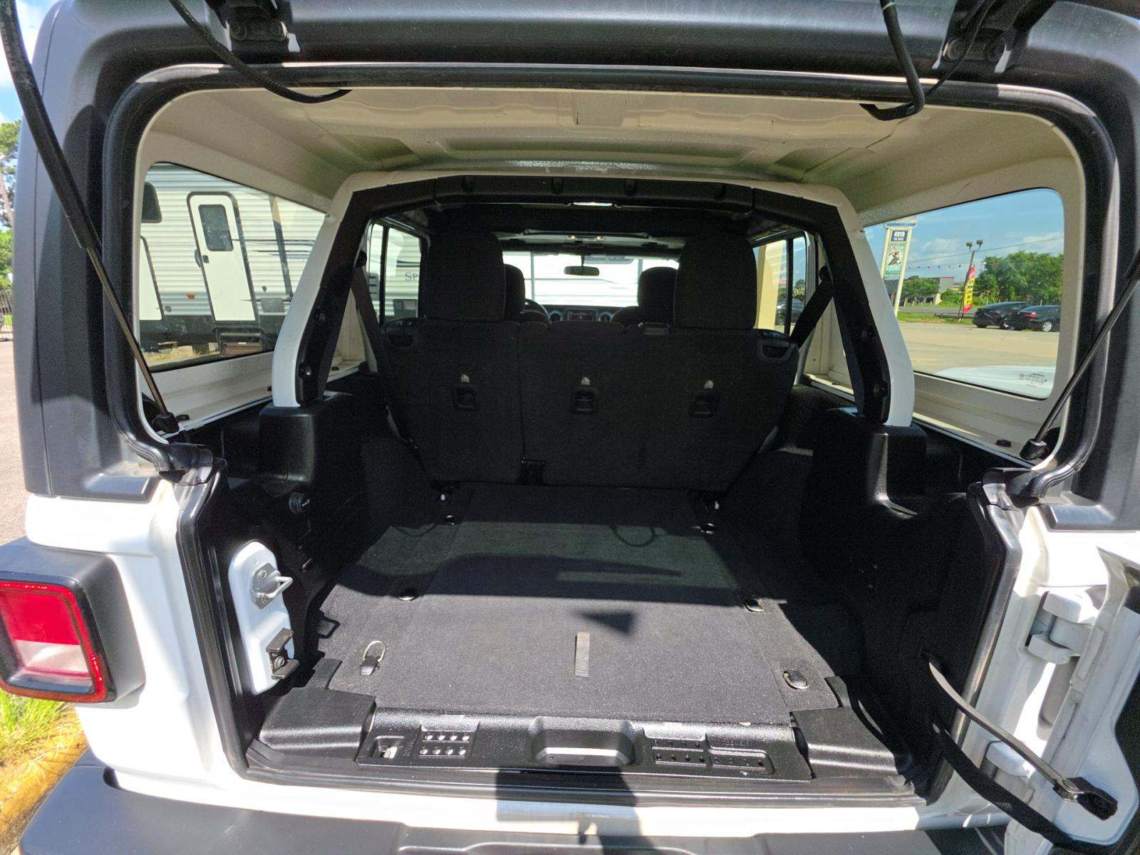 2021 Jeep Wrangler Unlimited Sahara AWD