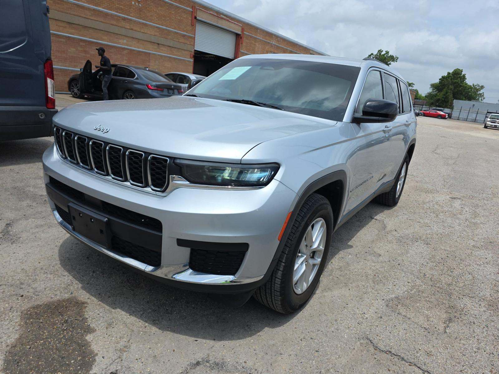 2021 Jeep Grand Cherokee L Laredo RWD