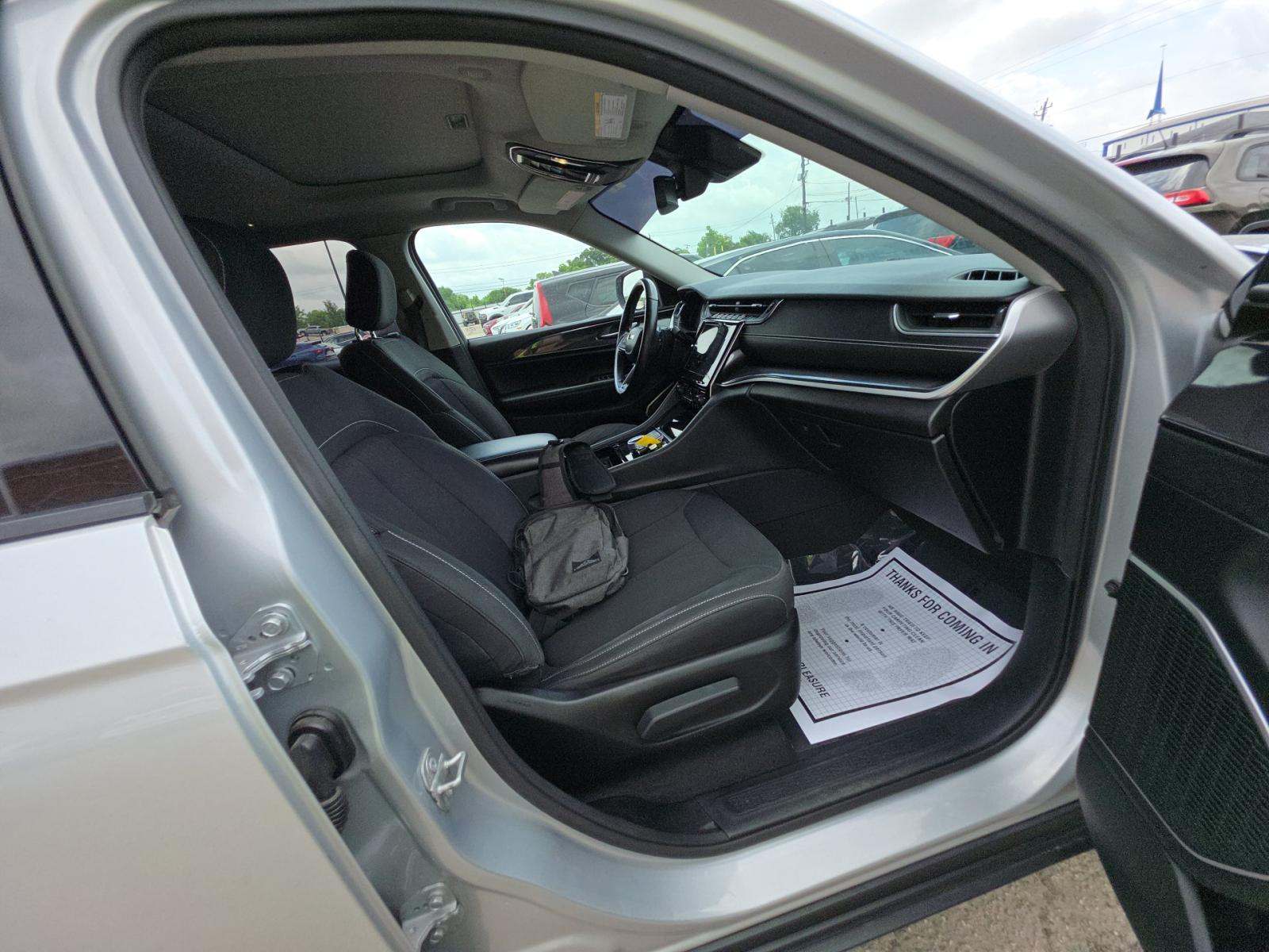 2021 Jeep Grand Cherokee L Laredo RWD