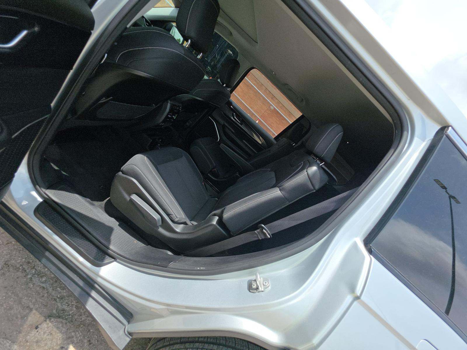 2021 Jeep Grand Cherokee L Laredo RWD