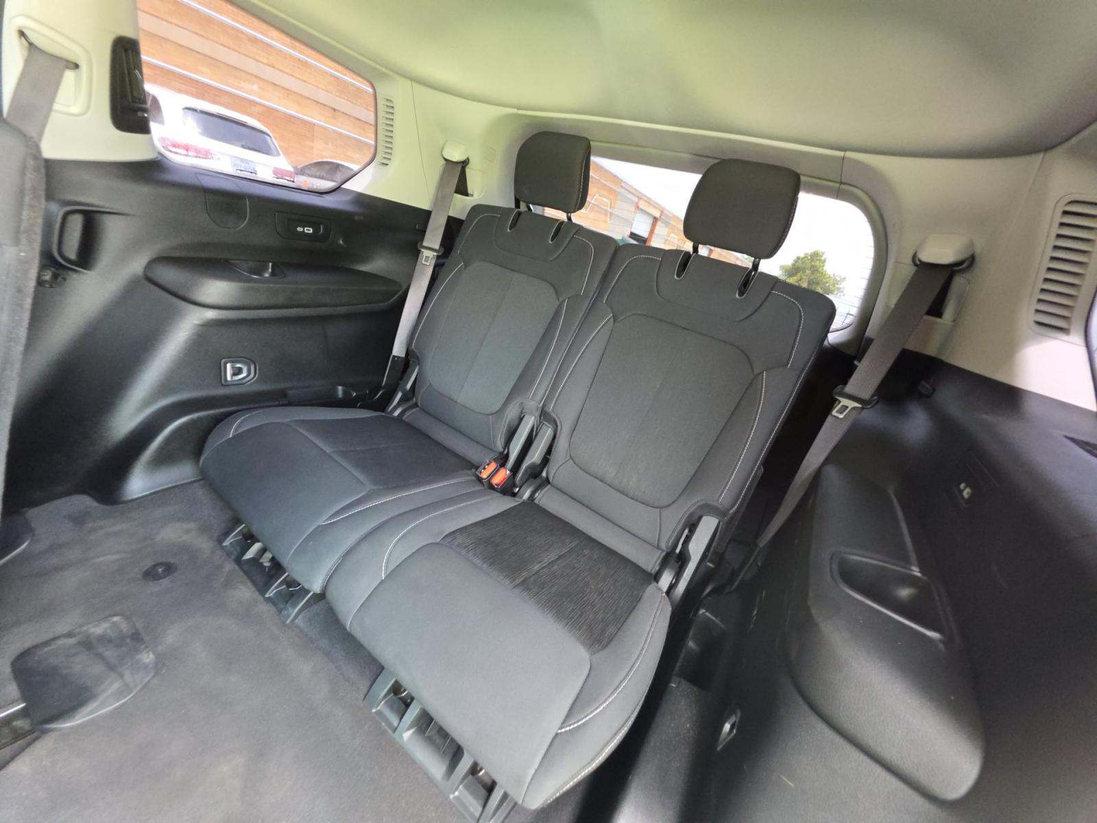 2021 Jeep Grand Cherokee L Laredo RWD