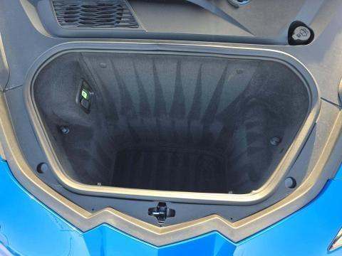 CHEVROLET STINGRAY - 10