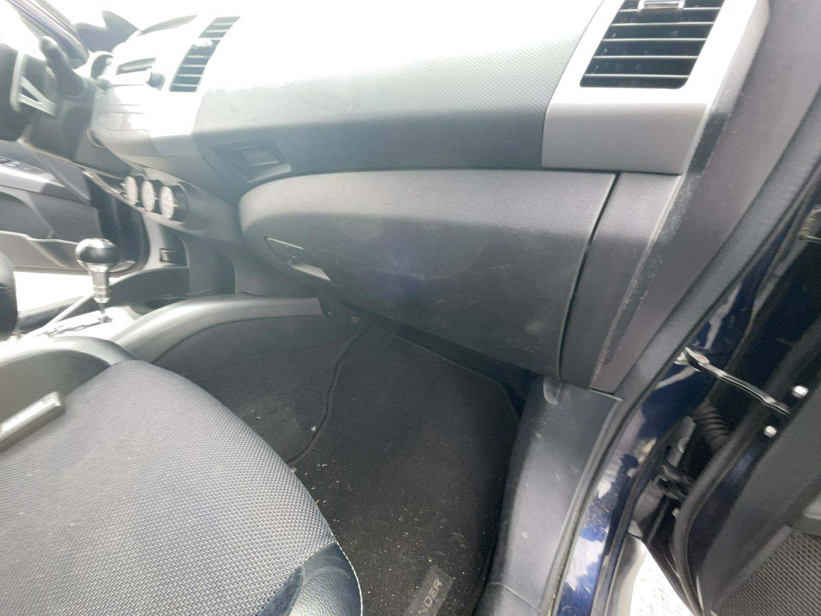 2012 Mitsubishi Outlander SE AWD