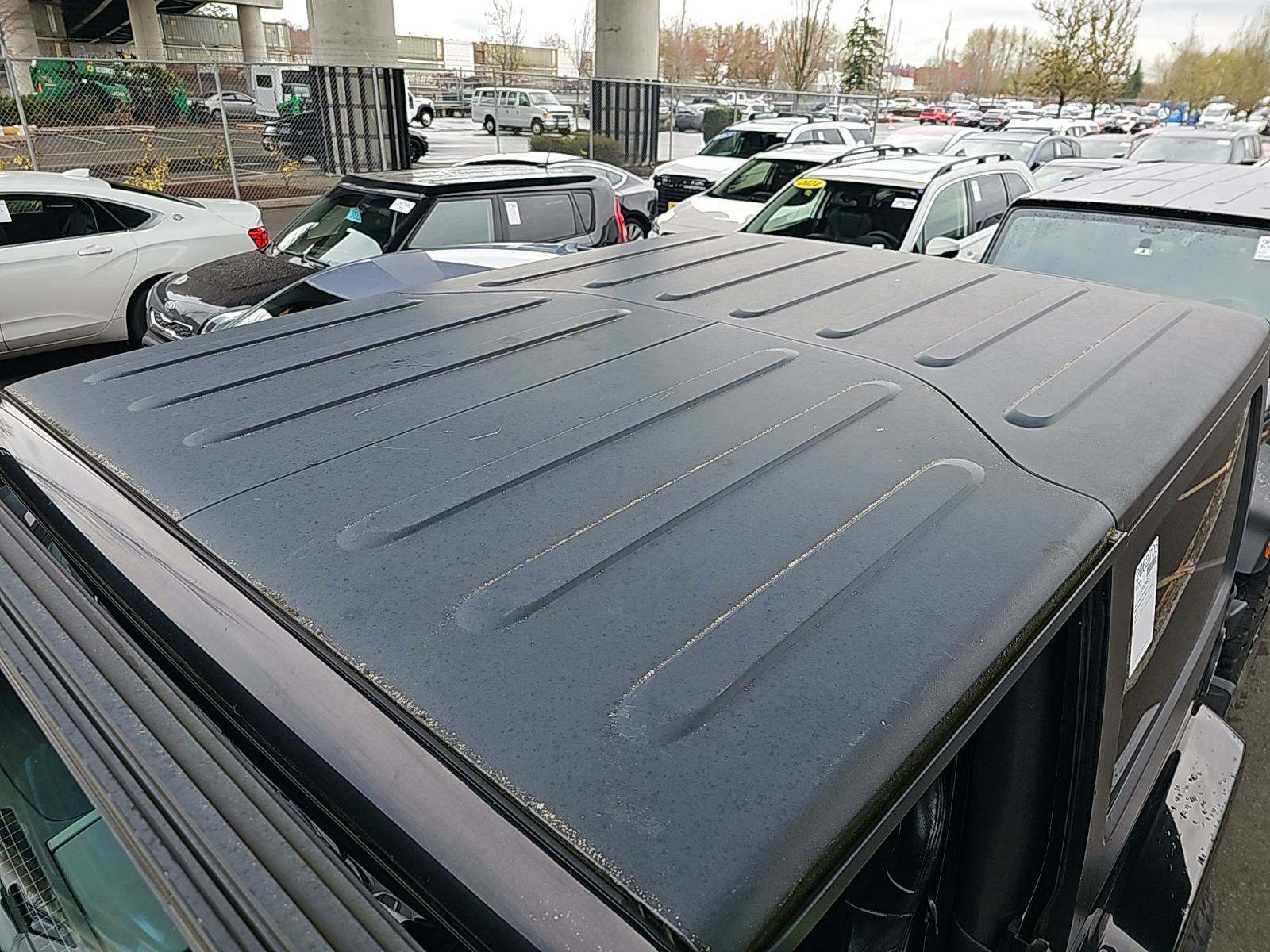 2010 Jeep Wrangler Sahara AWD